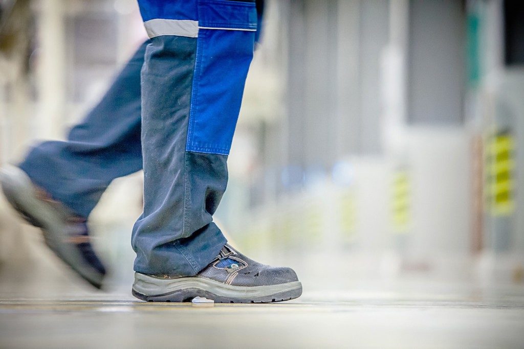 worker wearing safety shoes