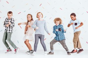 dancing kids